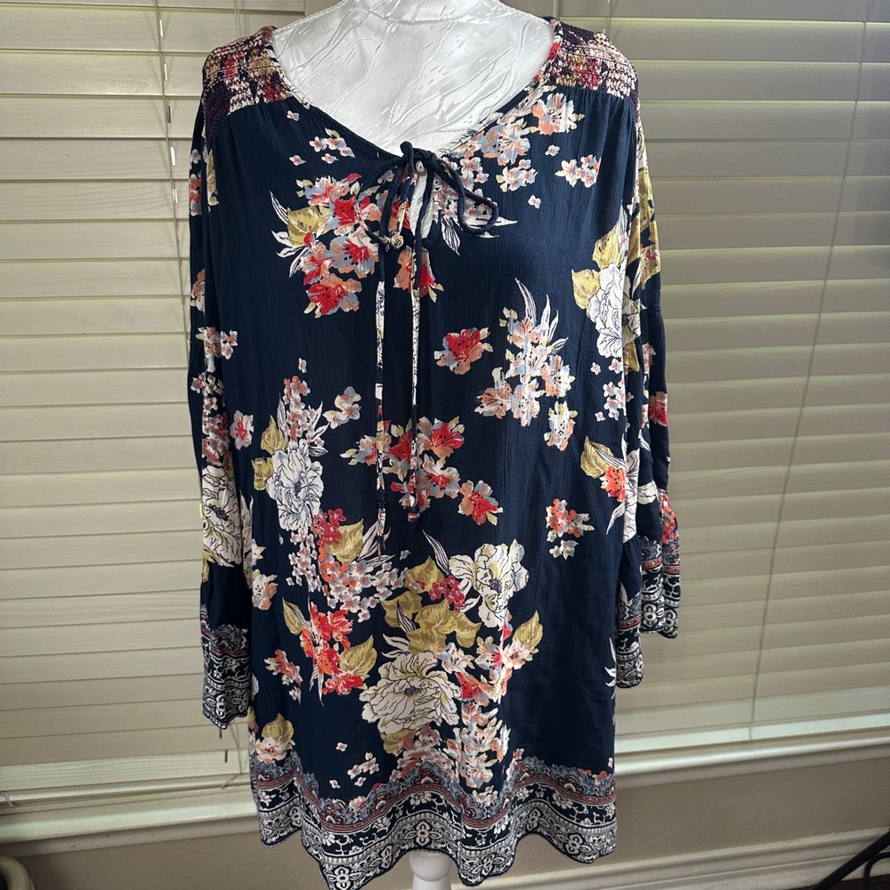 Gypsy Love Floral Tunic Women XXL Navy Blue Bell Sleeve Boho Peasant Top